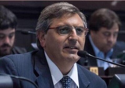 WALTER ABARCA: “HAY QUE DEJAR DE LADO LAS DIFERENCIAS Y GENERAR EXPECTATIVAS DE FUTURO”